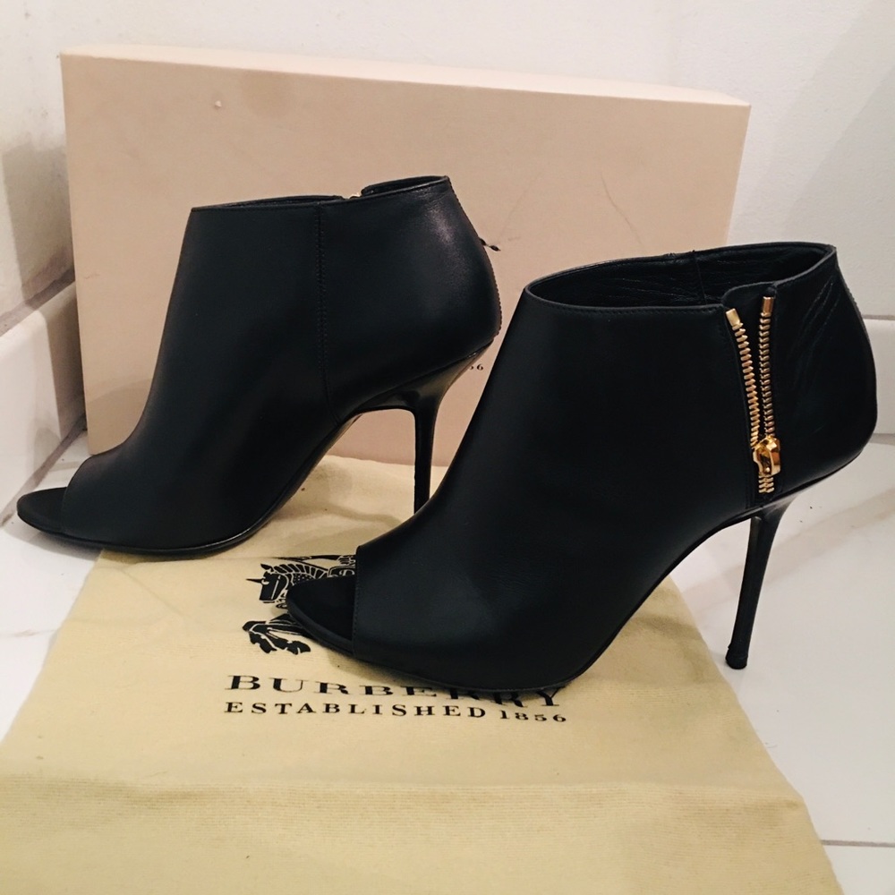 SOLD! Burberry Ankle Boots